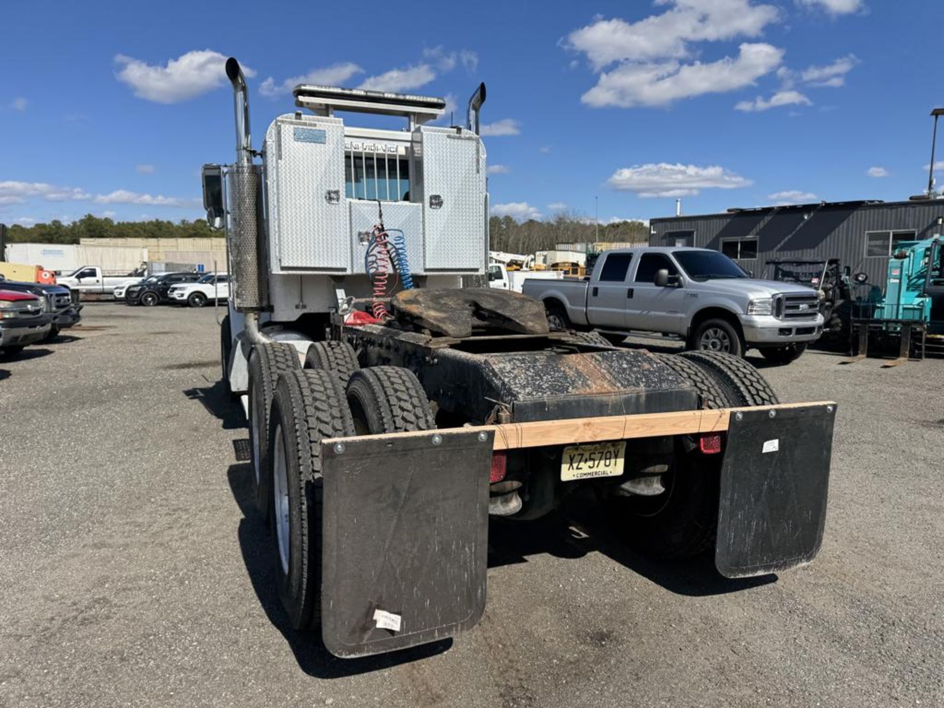 1988 Peterbilt 379 Day Cab Tandem - Image 8 of 46