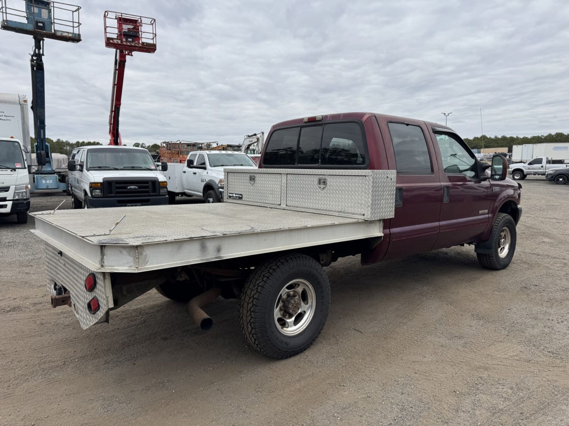 2004 Ford F-350 4x4 Diesel - Image 5 of 25