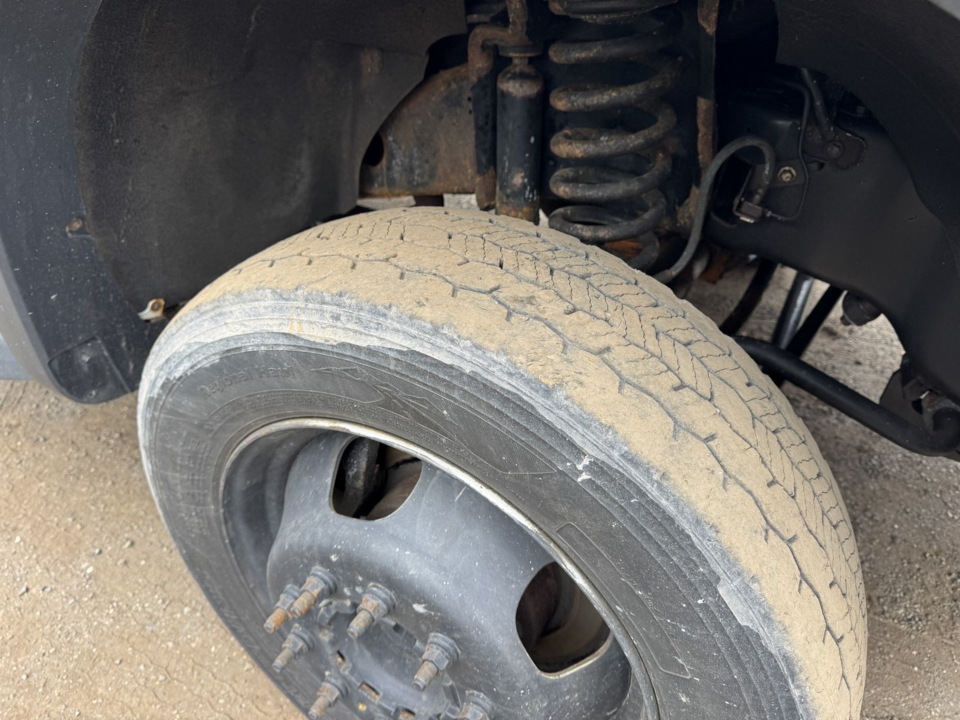 2015 Ford F-550 Mason Dump 4x4 w/ Plow and Salter - Image 25 of 32