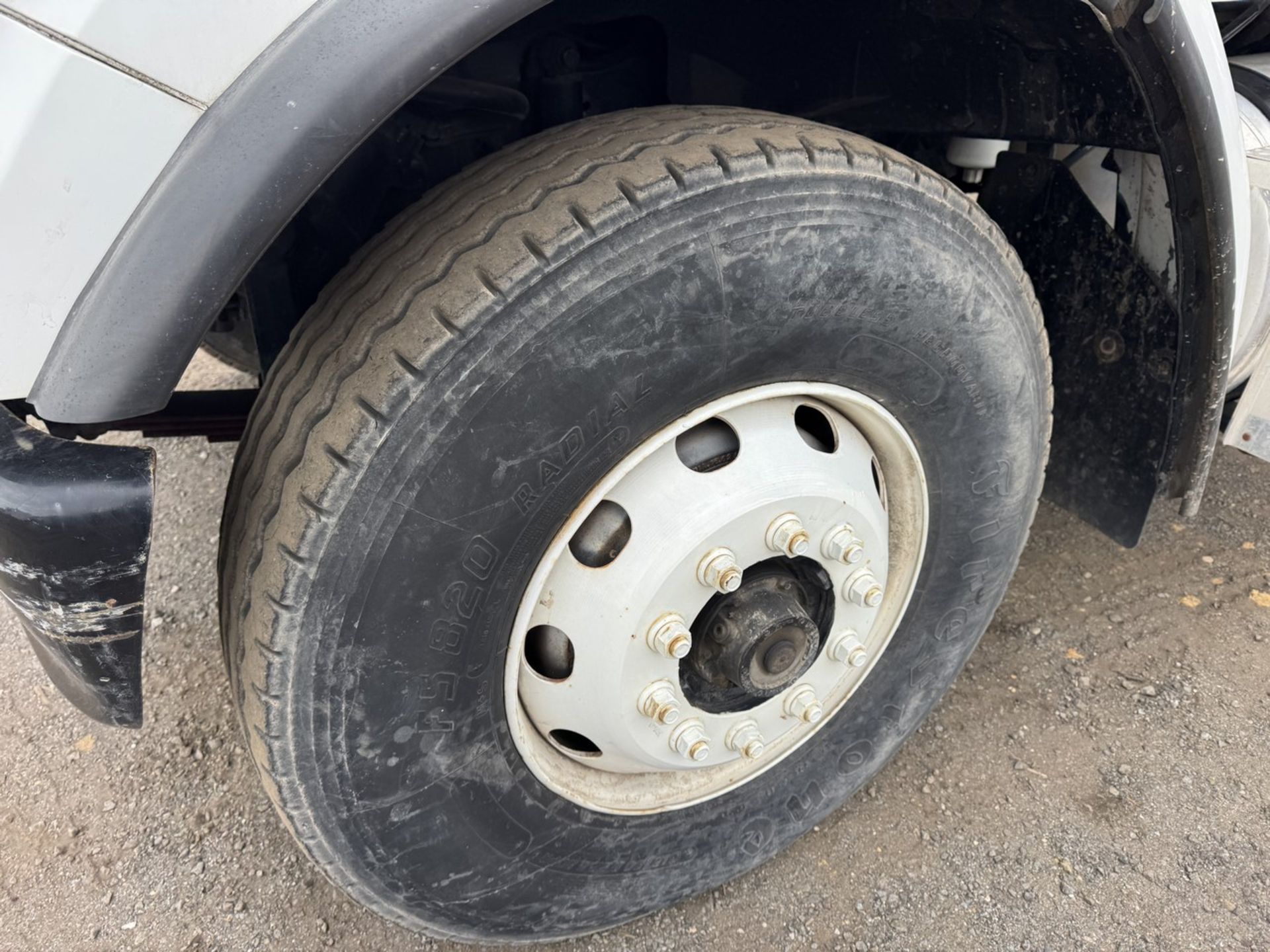 2004 Sterling L7500 Vacuum Loader Truck - Image 13 of 48