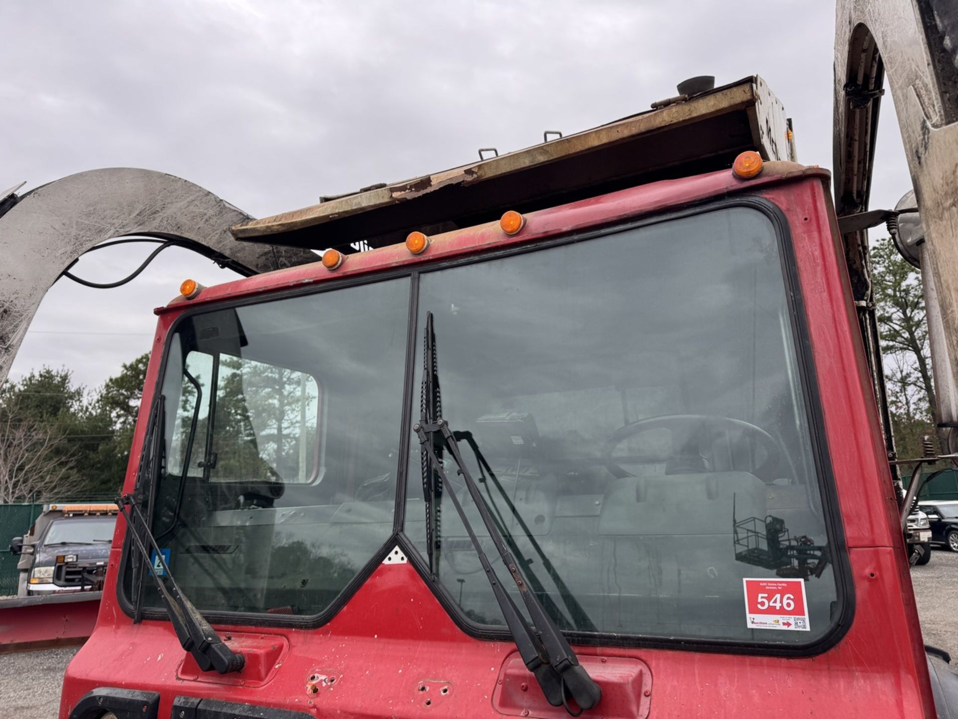 2009 Mack Garbage Truck Front Loader - Image 15 of 46