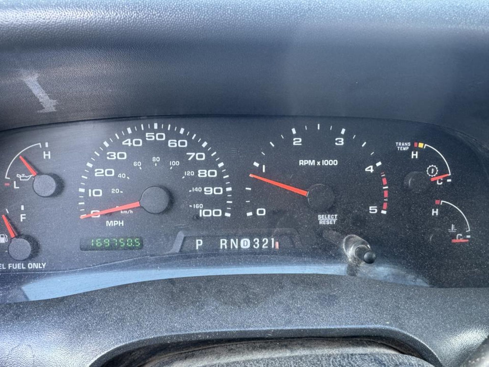 2004 Ford F-450 Mason Dump 4x4 w/ Plow - Image 29 of 32