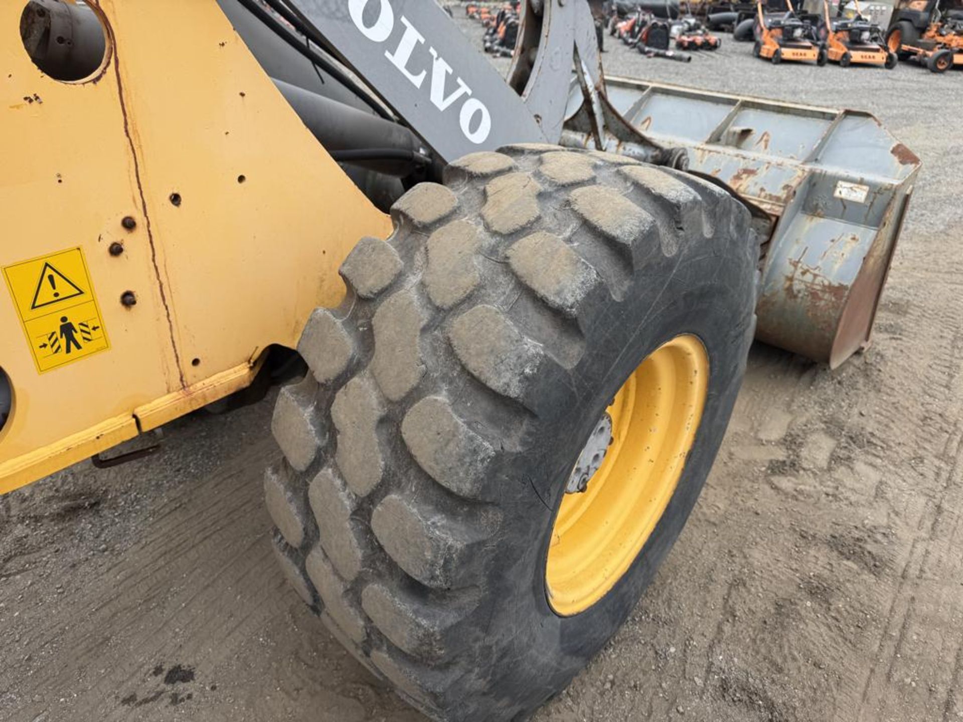 Volvo L20B Compact Wheel Loader - Image 19 of 30
