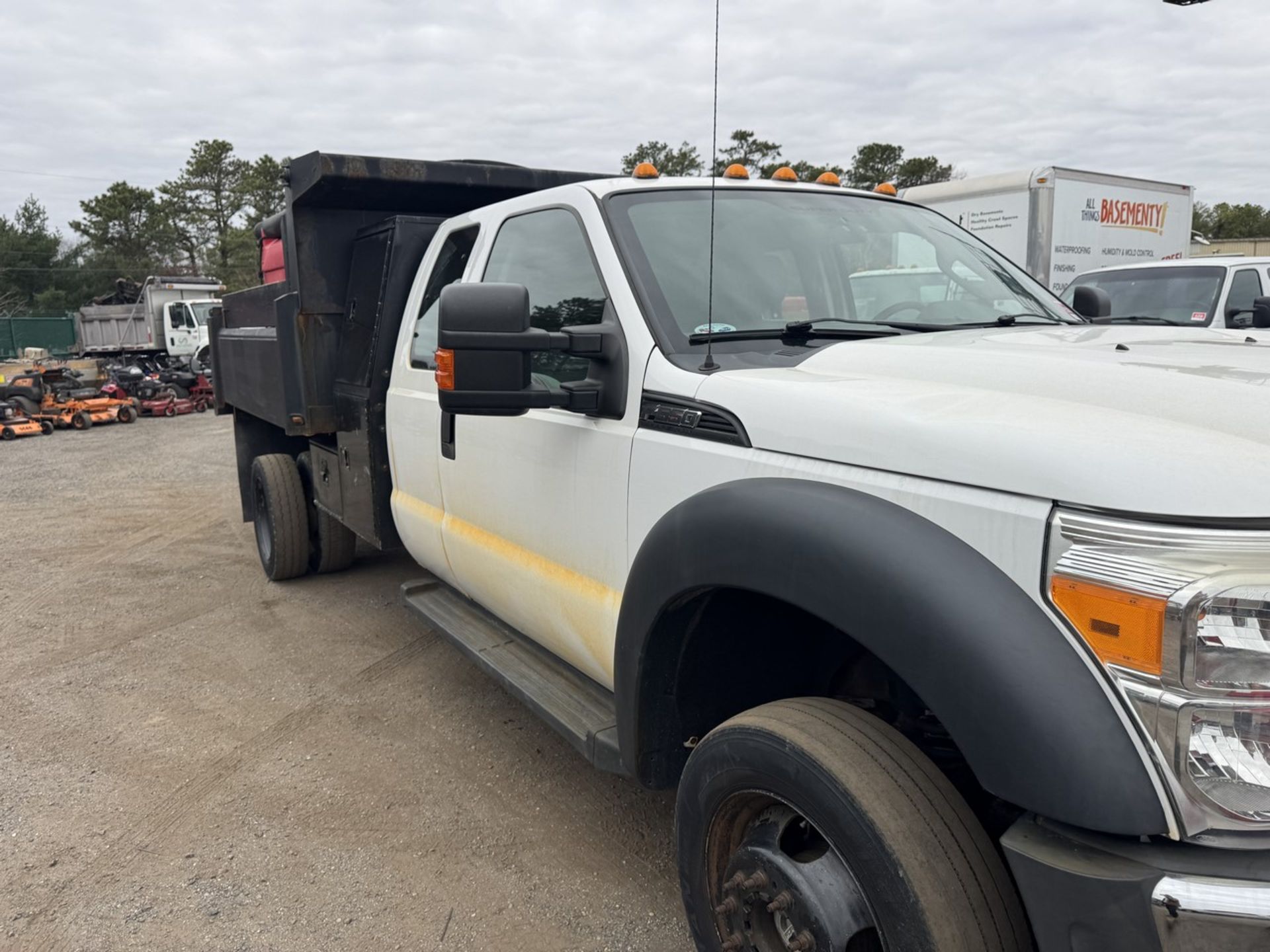 2016 Ford F-550 Mason Dump 4x4 w/ Plow and Salter - Image 21 of 39