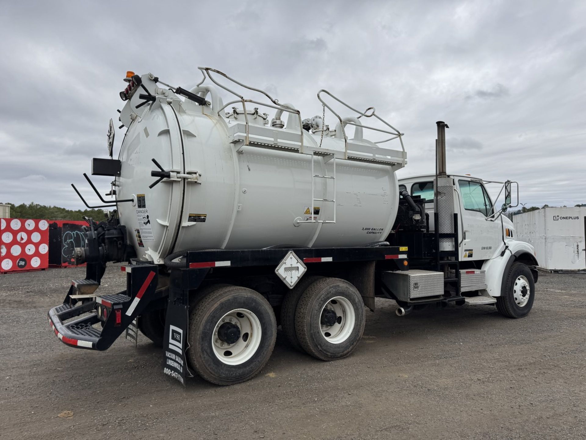 2004 Sterling L7500 Vacuum Loader Truck - Image 5 of 48
