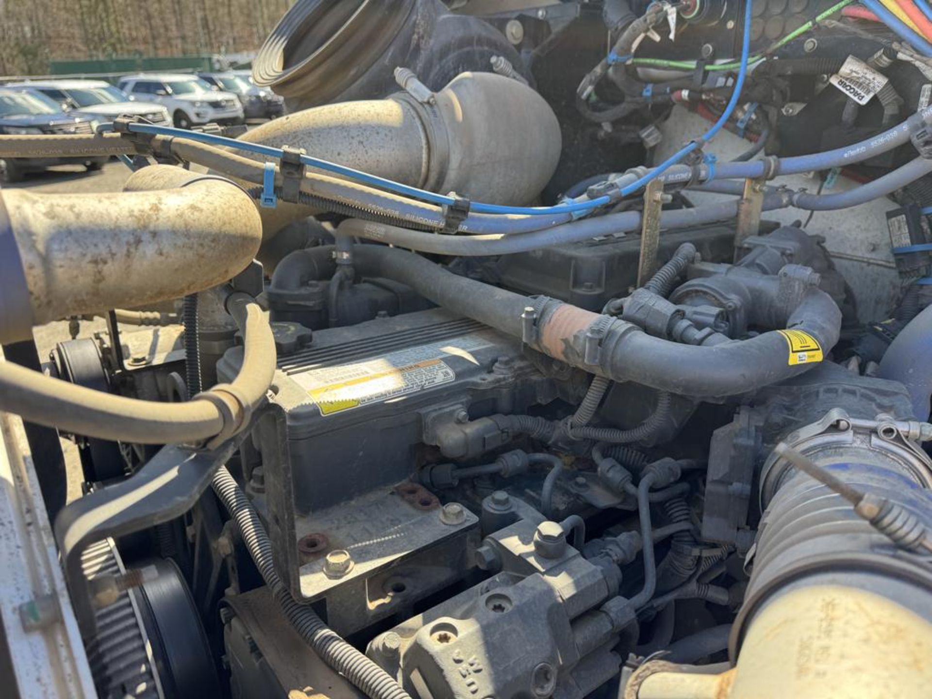 2020 Kenworth T370 Single Axle Dump 48k Original Miles - Image 33 of 46