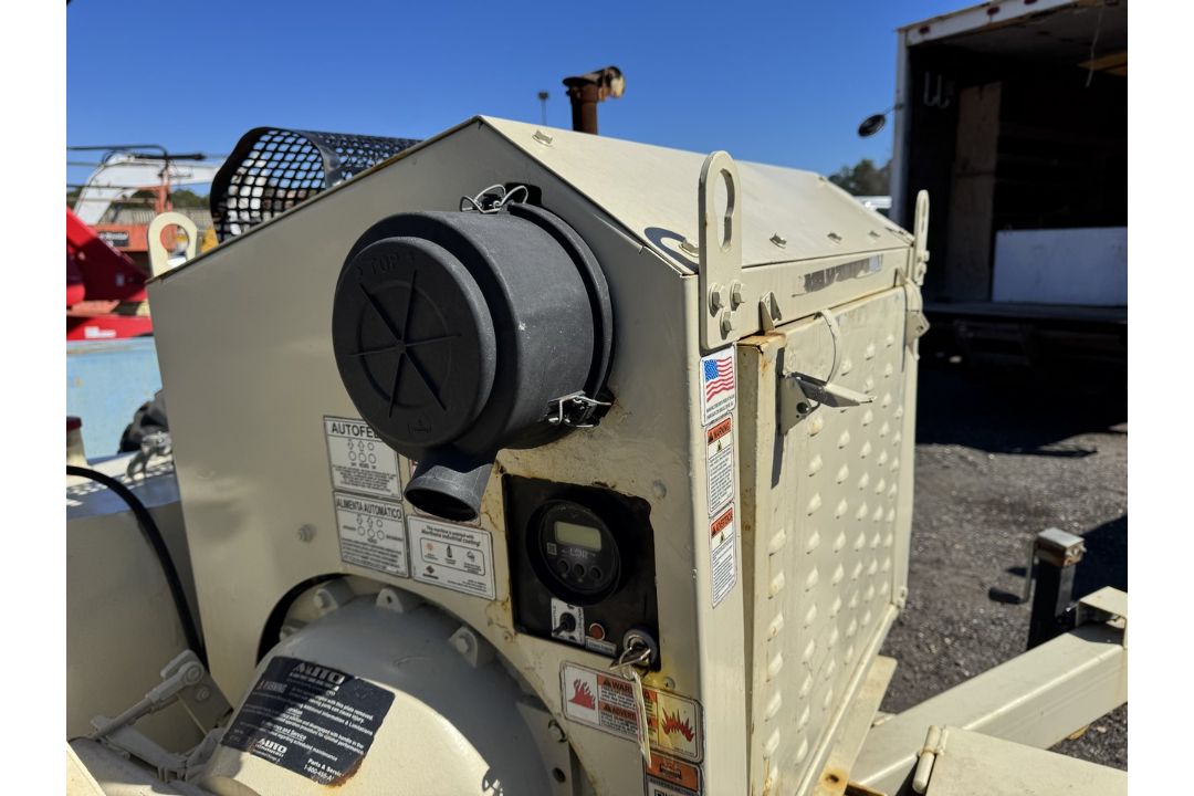 2016 Morbark Beever M12D Wood Chipper - Image 15 of 19
