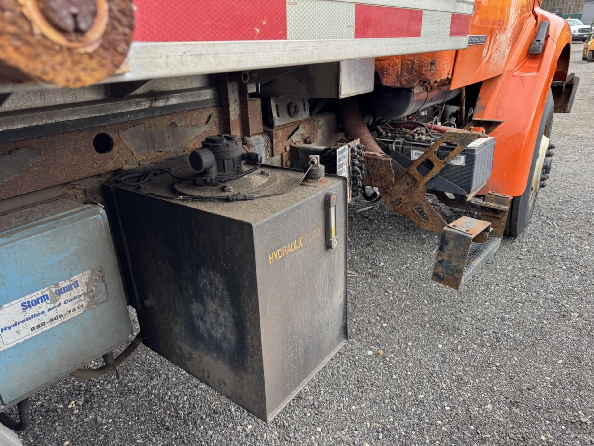 2004 Sterling Single Axle Dump (INOPERABLE) - Image 18 of 28