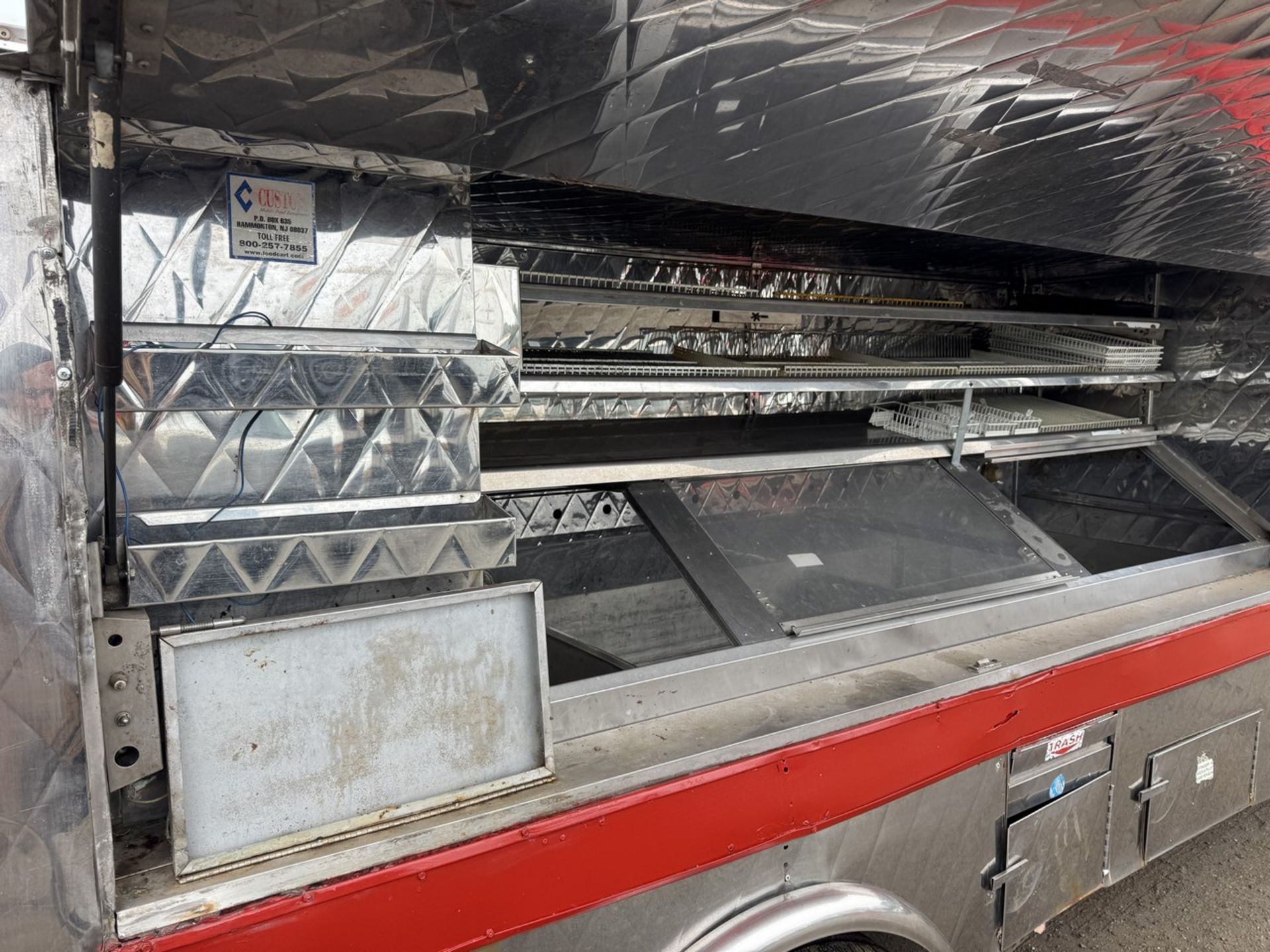 2004 Chevy Silverado 3500HD Lunch Truck - Image 14 of 28