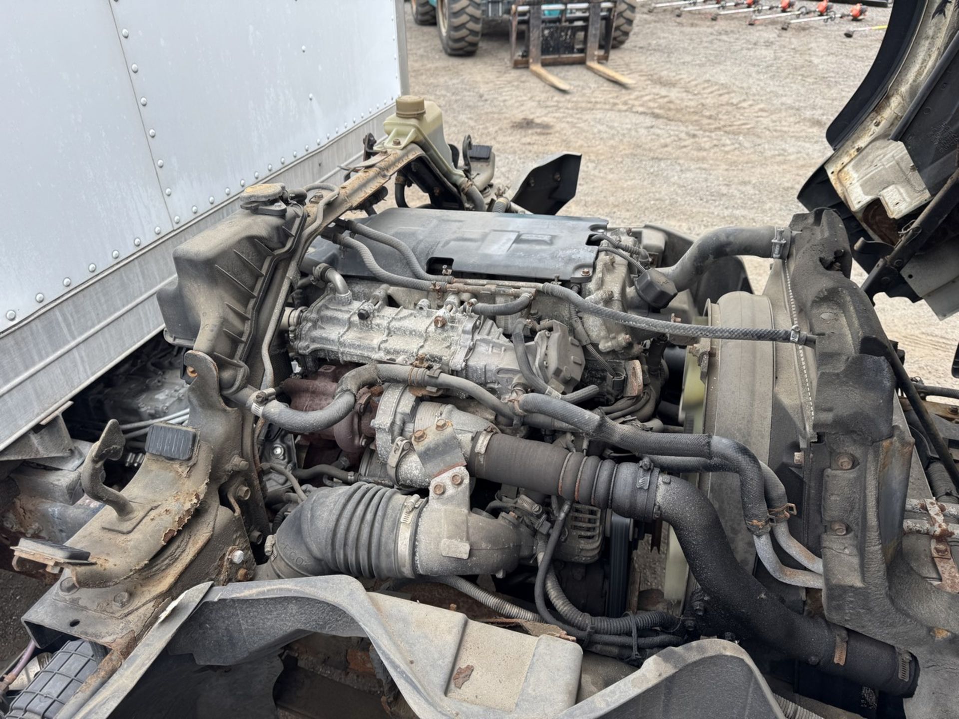 2011 Mitsubishi Fuso FE160 14’ Box Truck - Image 15 of 22