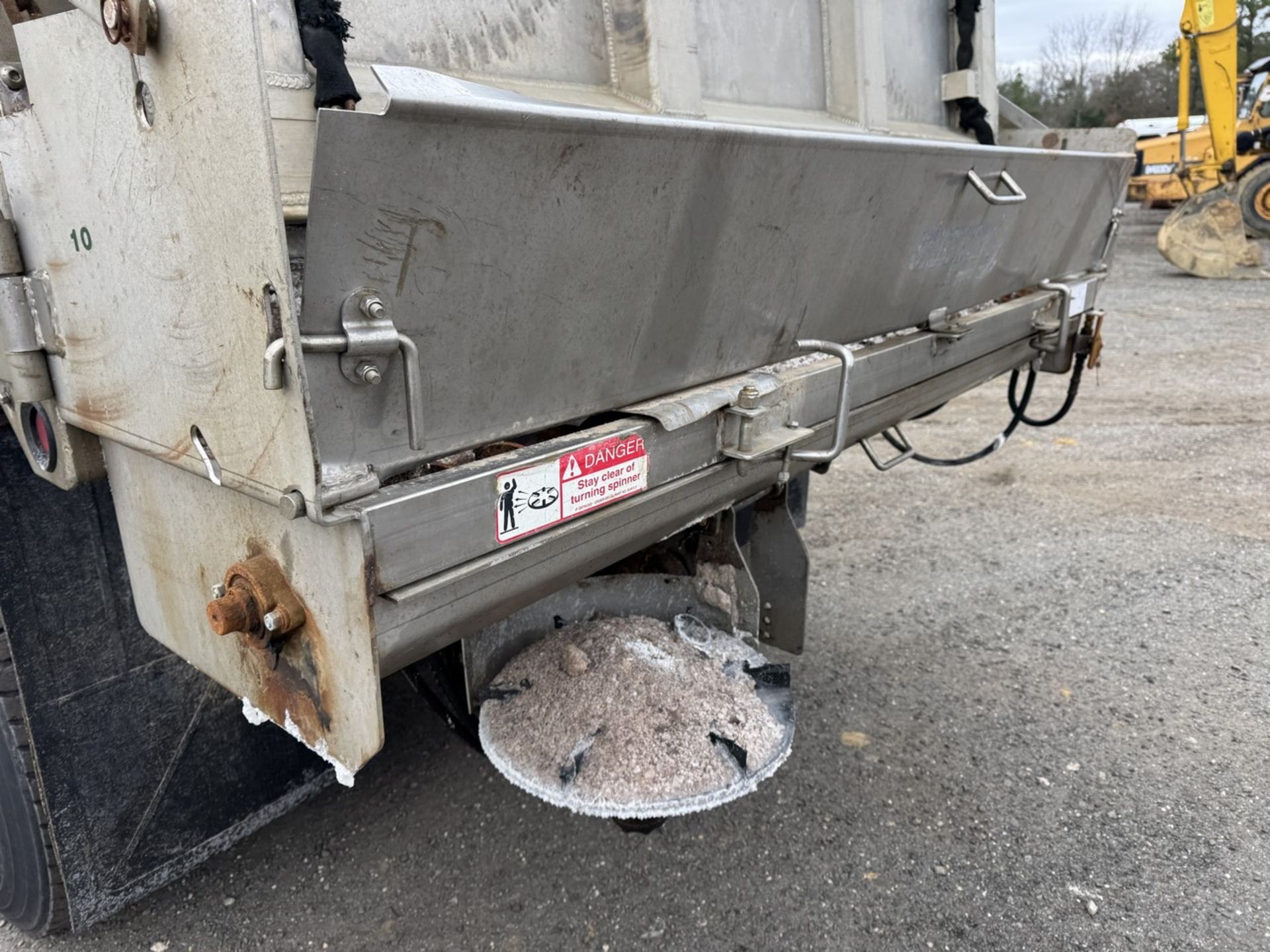 2004 Sterling Single Axle Dump - Image 20 of 34
