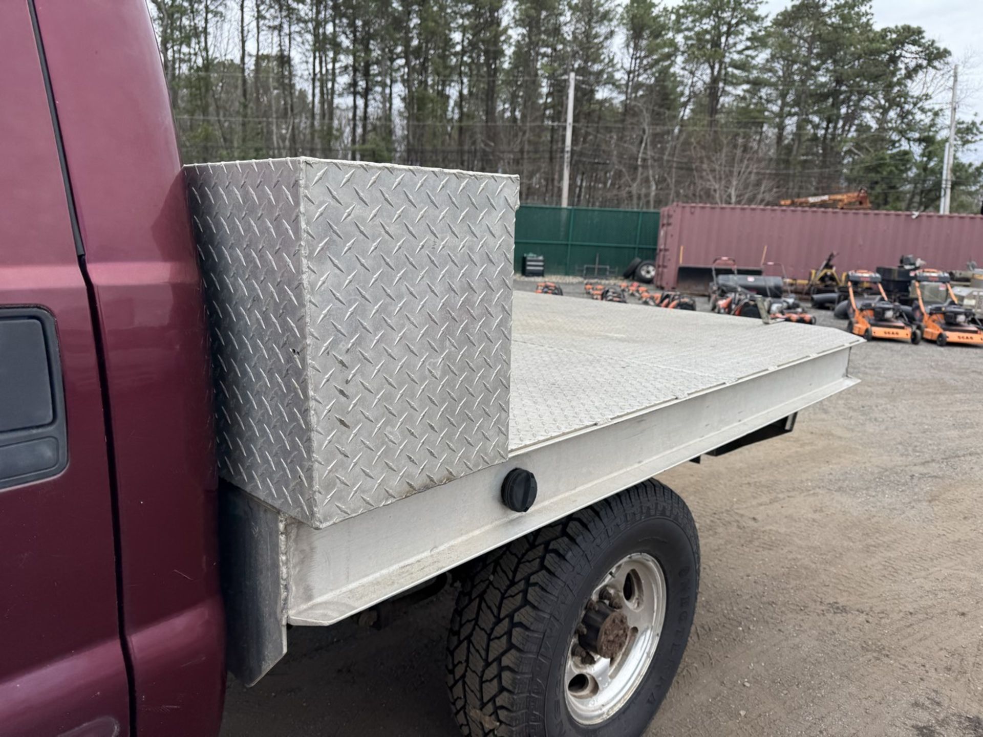 2004 Ford F-350 4x4 Diesel - Image 16 of 25