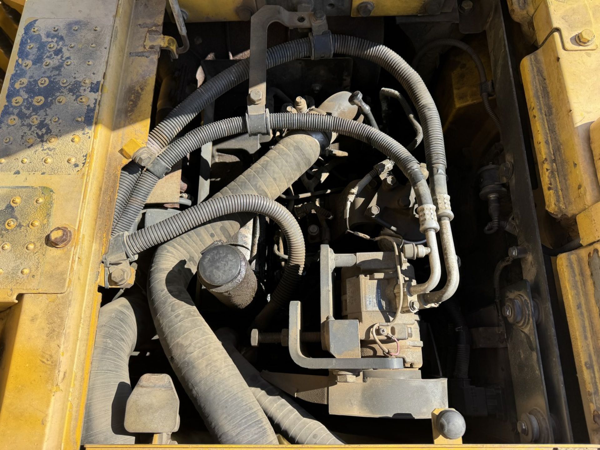 2009 Komatsu PC138USLC Tracked Excavator - Image 21 of 25