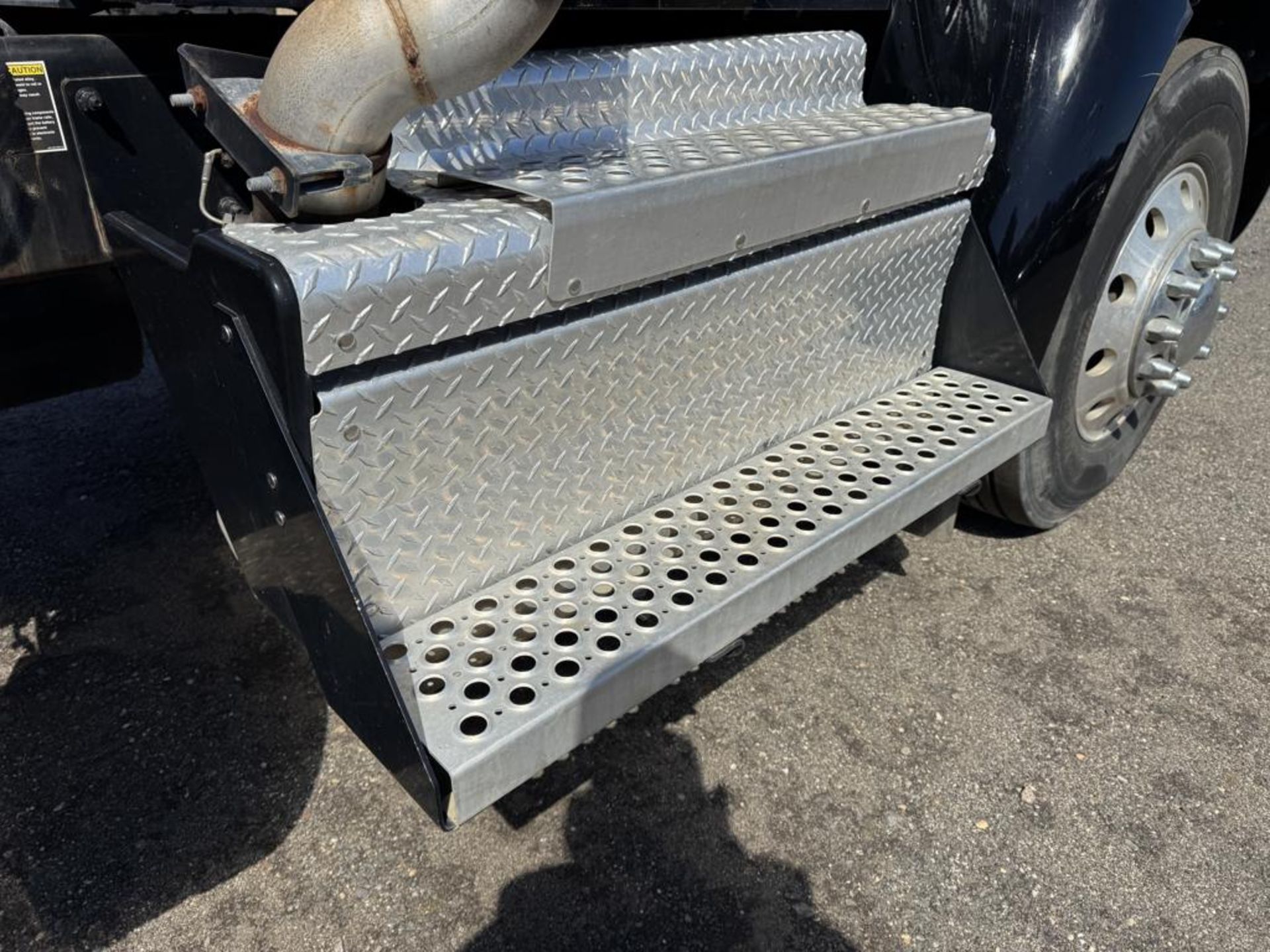 2020 Kenworth T370 Single Axle Dump 48k Original Miles - Image 29 of 46