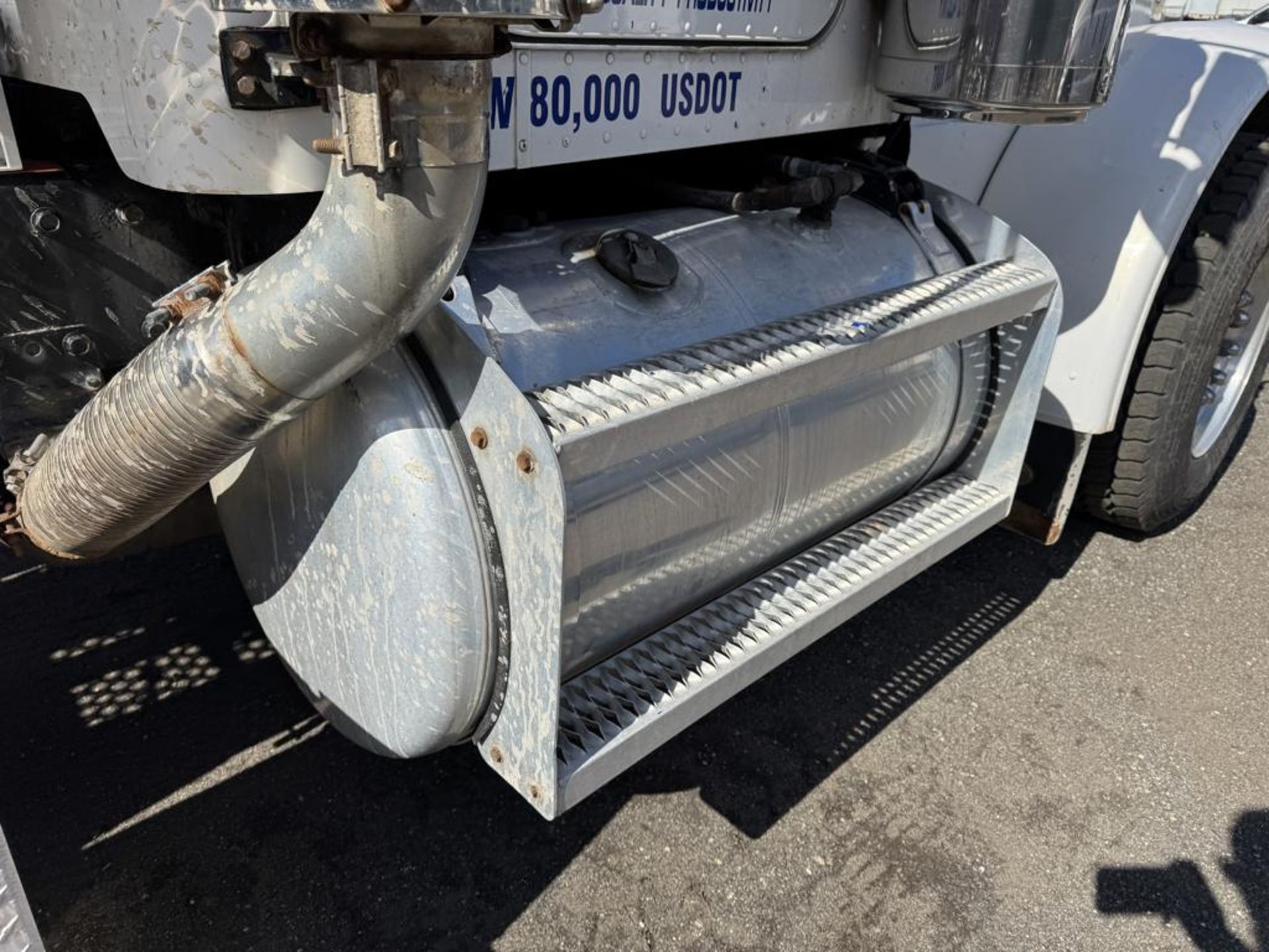 1988 Peterbilt 379 Day Cab Tandem - Image 26 of 46