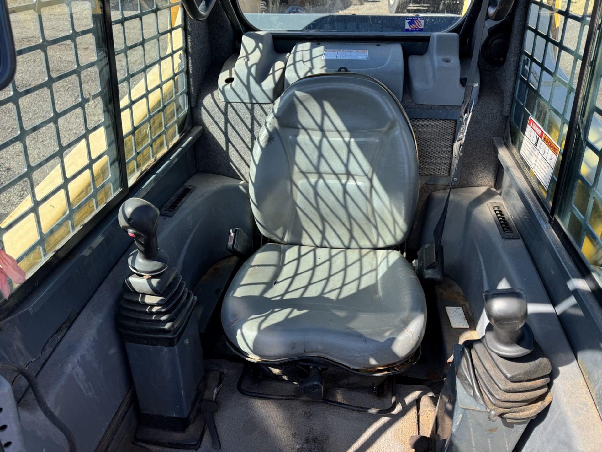 Gehl 5640 Skid Steer (INOPERABLE) - Image 14 of 21