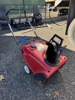 Toro Power Clear 721RC Snow Blower
