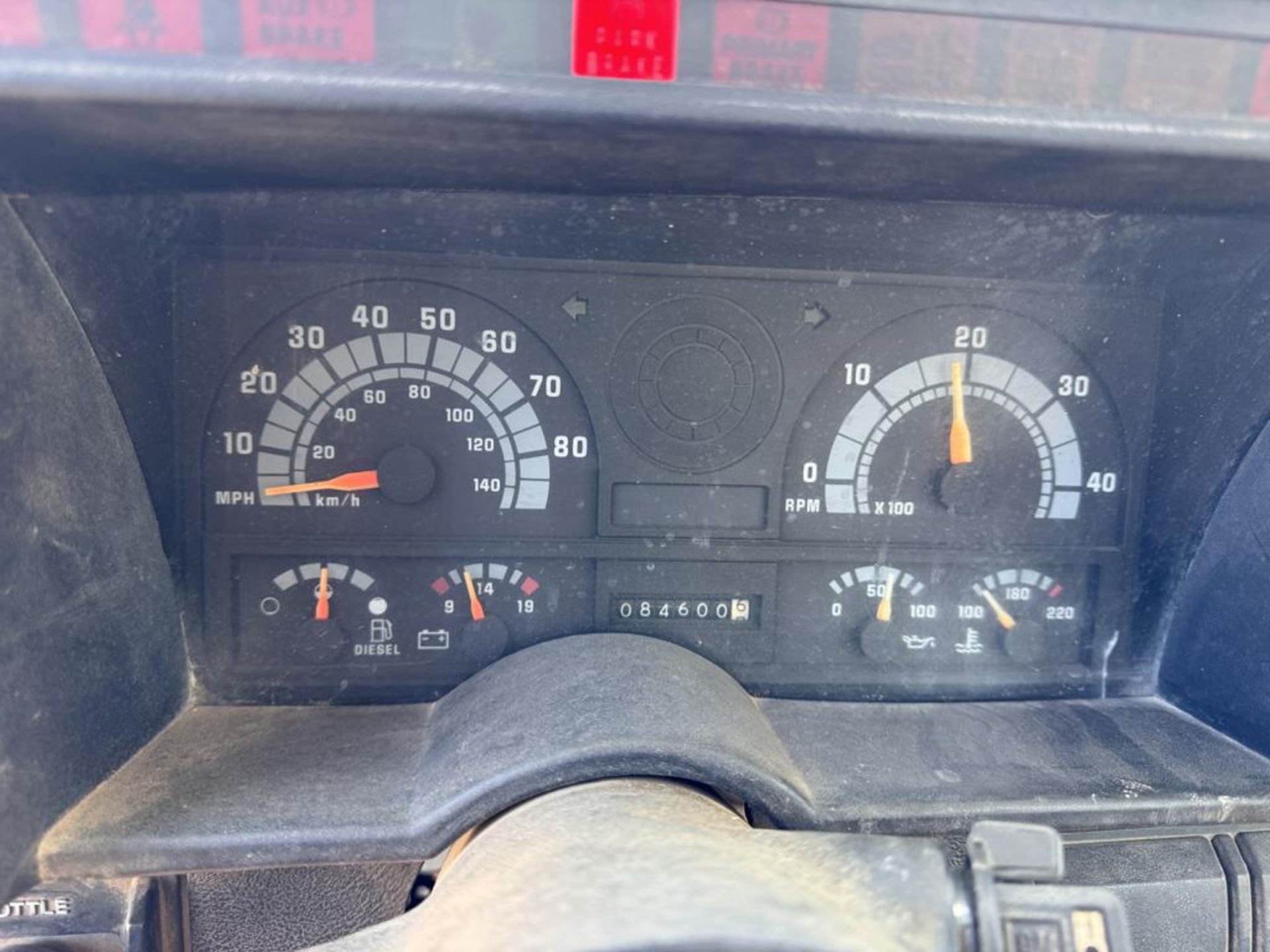 1991 GMC TopKick Lube Truck - Image 28 of 32