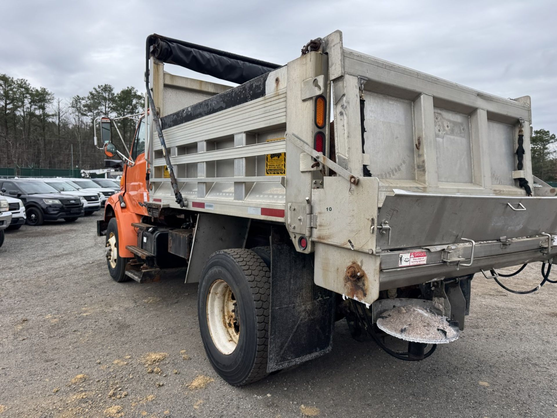 2004 Sterling Single Axle Dump - Image 10 of 34