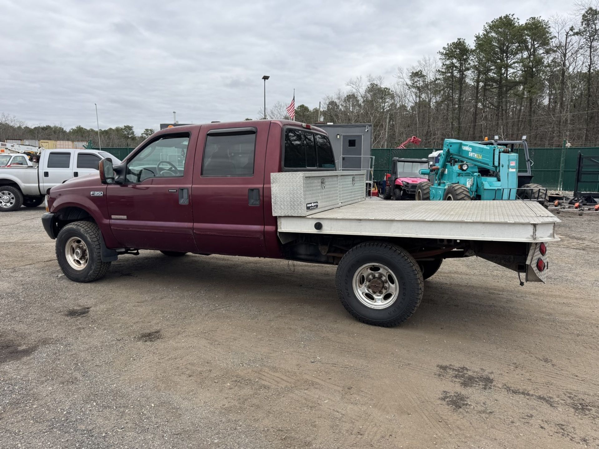 2004 Ford F-350 4x4 Diesel - Image 9 of 25
