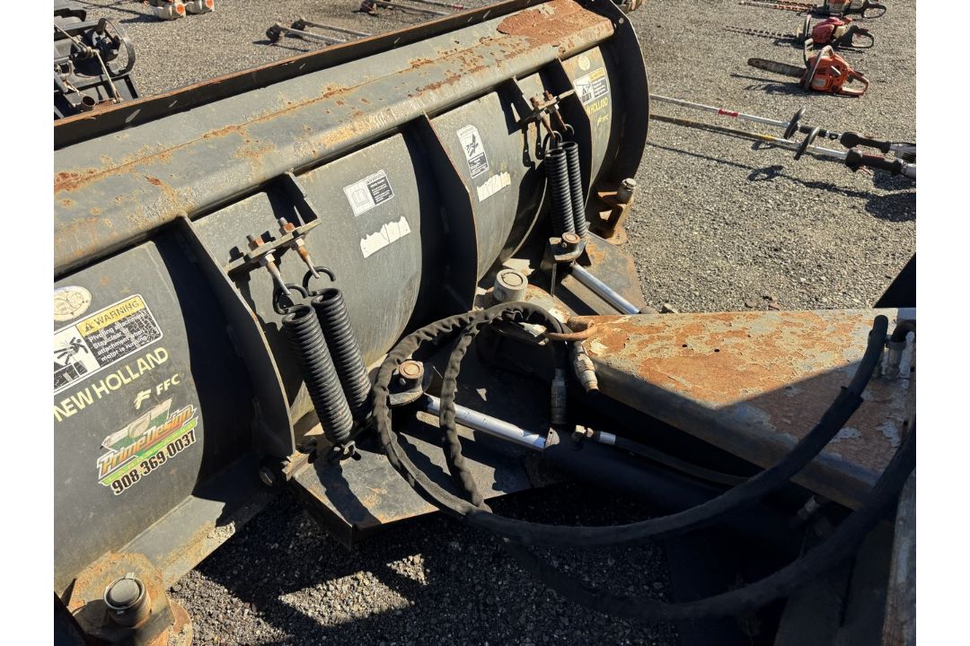 7’ Snow Plow Skid Steer Attachment - Image 5 of 5