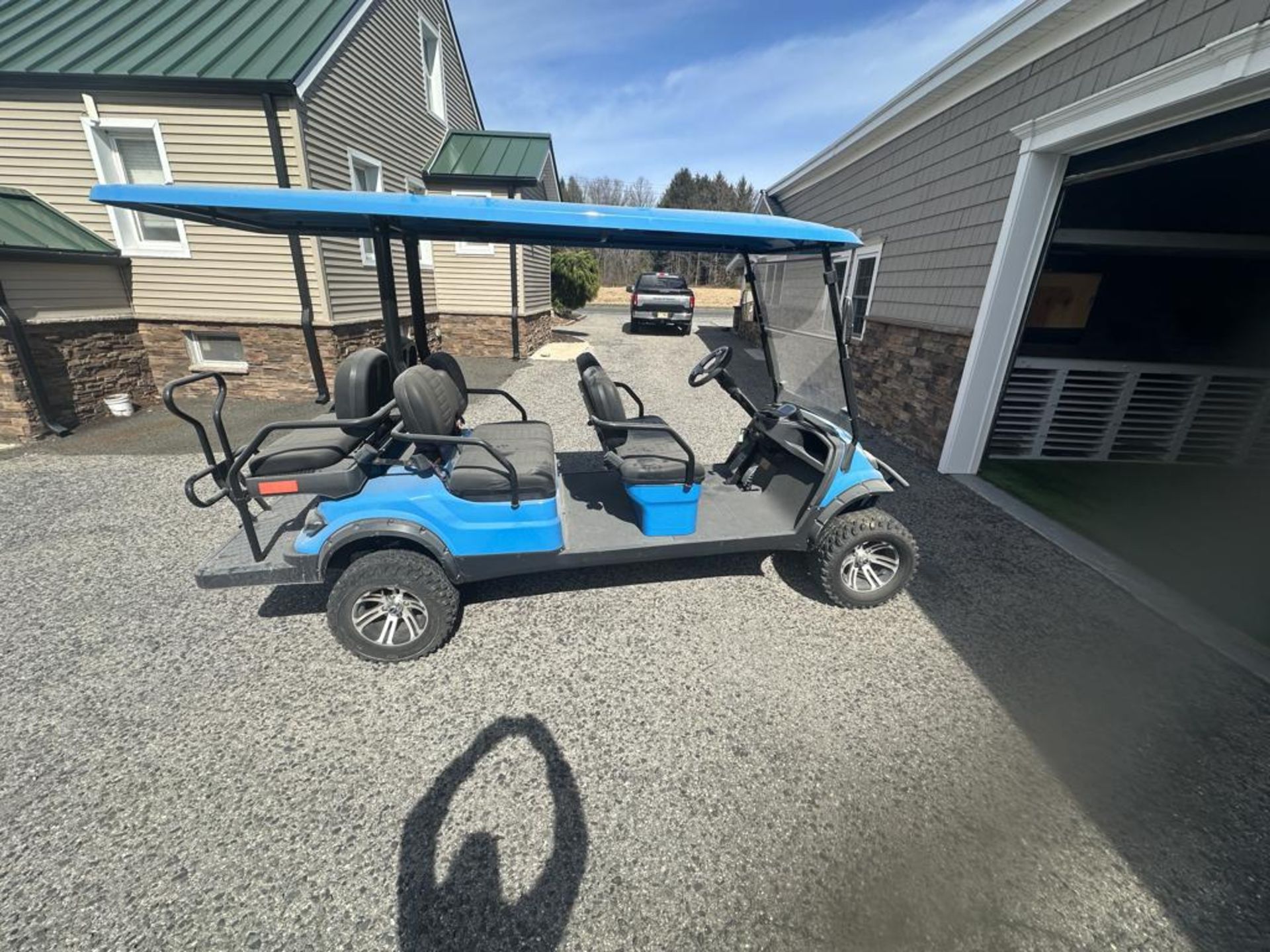 ICON 6 Seater Electric Golf Cart - Image 4 of 6