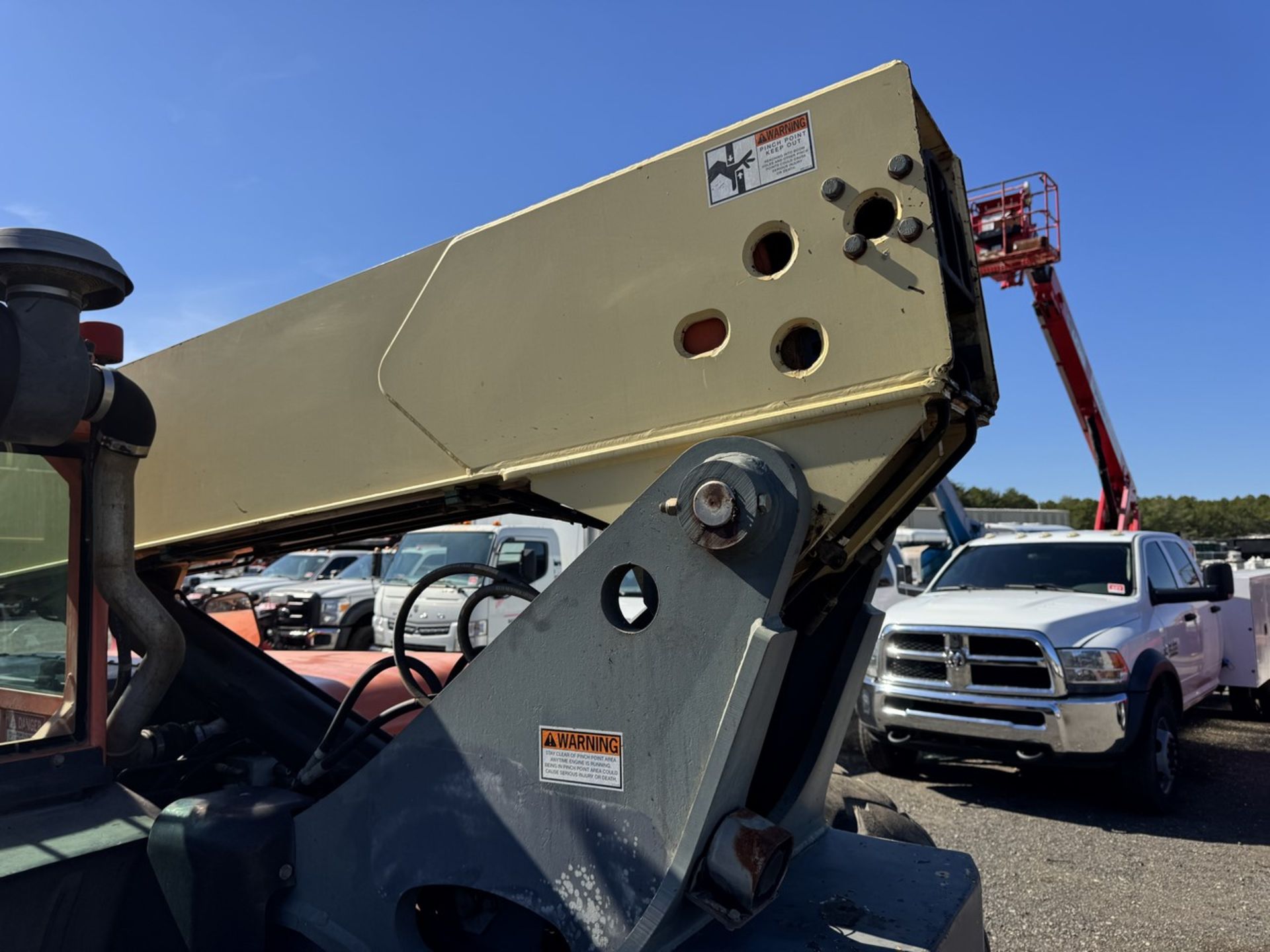 2005 JLG G6-42A Rough Terrain Telehandler 6,600lb - Image 19 of 41