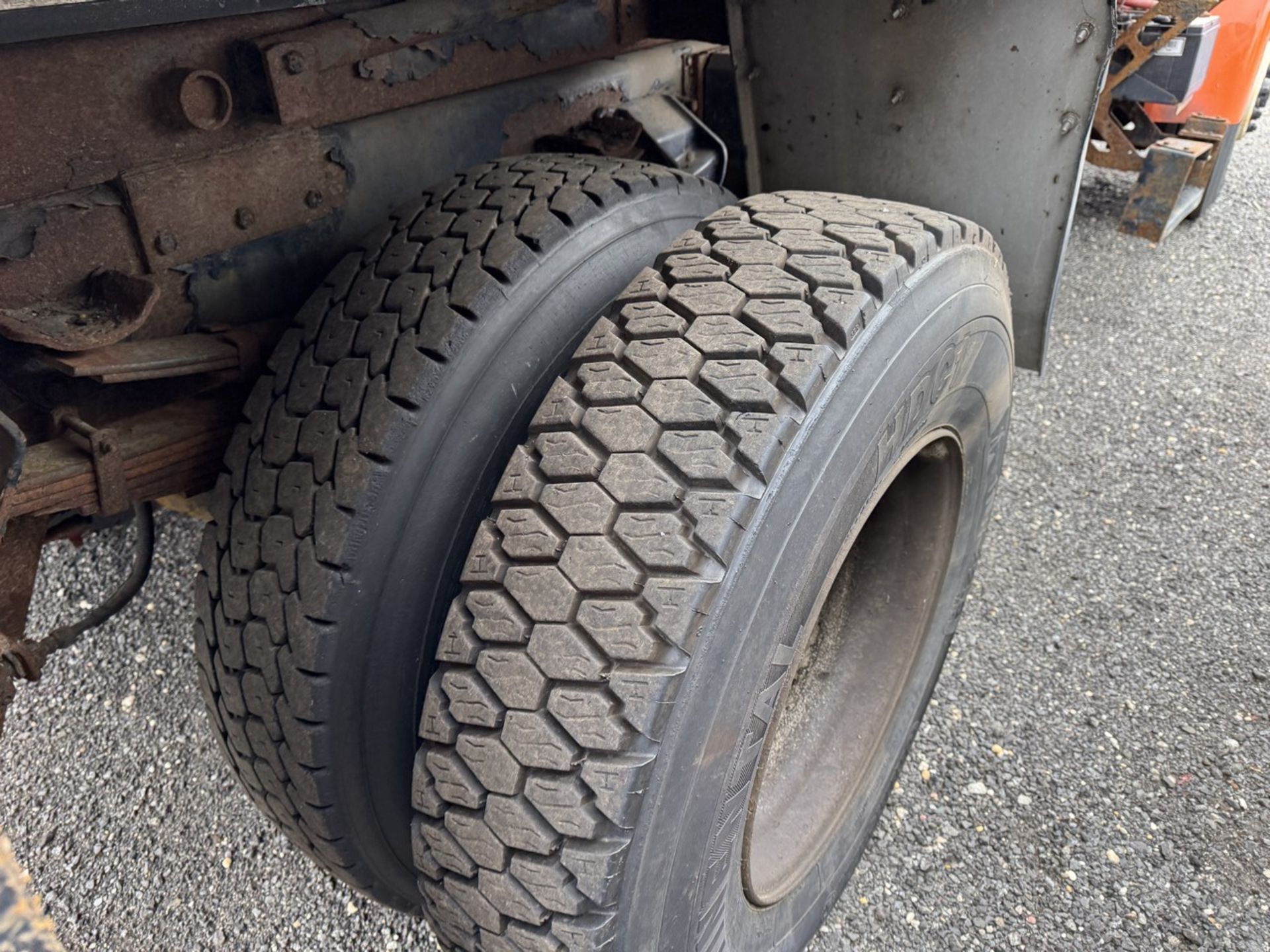 2004 Sterling Single Axle Dump (INOPERABLE) - Image 17 of 28