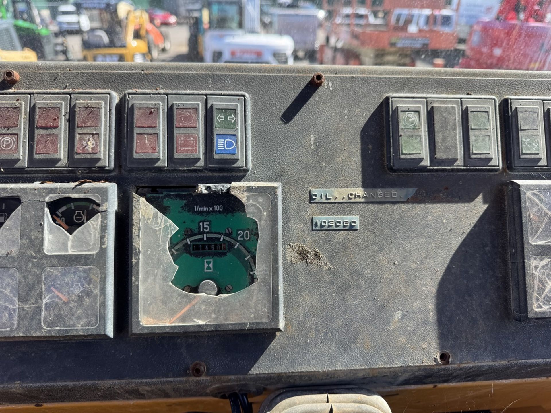 1995 Moxy MT30S3 Articulating Dump Truck - Image 34 of 36