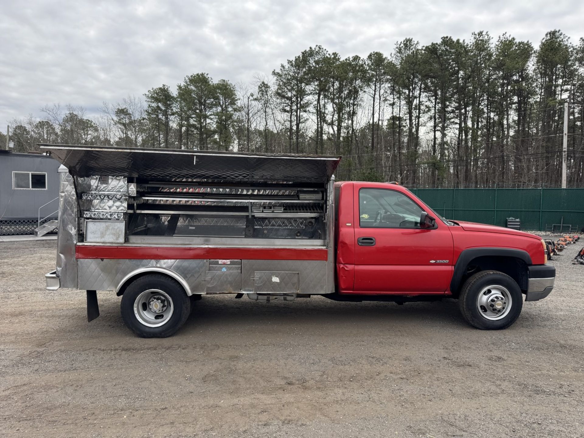 2004 Chevy Silverado 3500HD Lunch Truck - Image 5 of 28