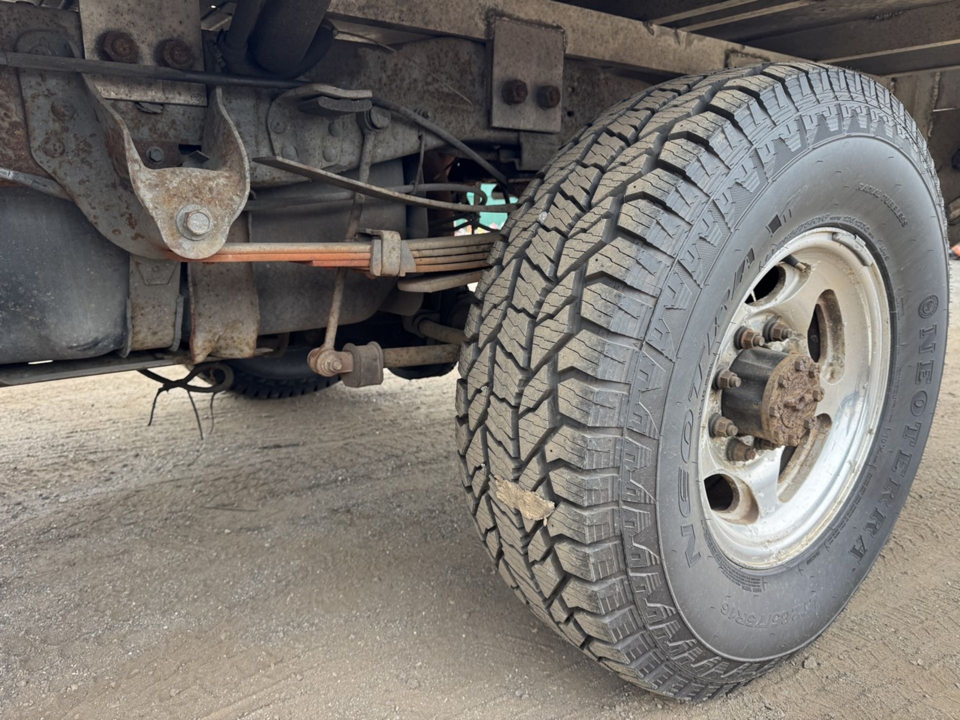 2004 Ford F-350 4x4 Diesel - Image 17 of 25