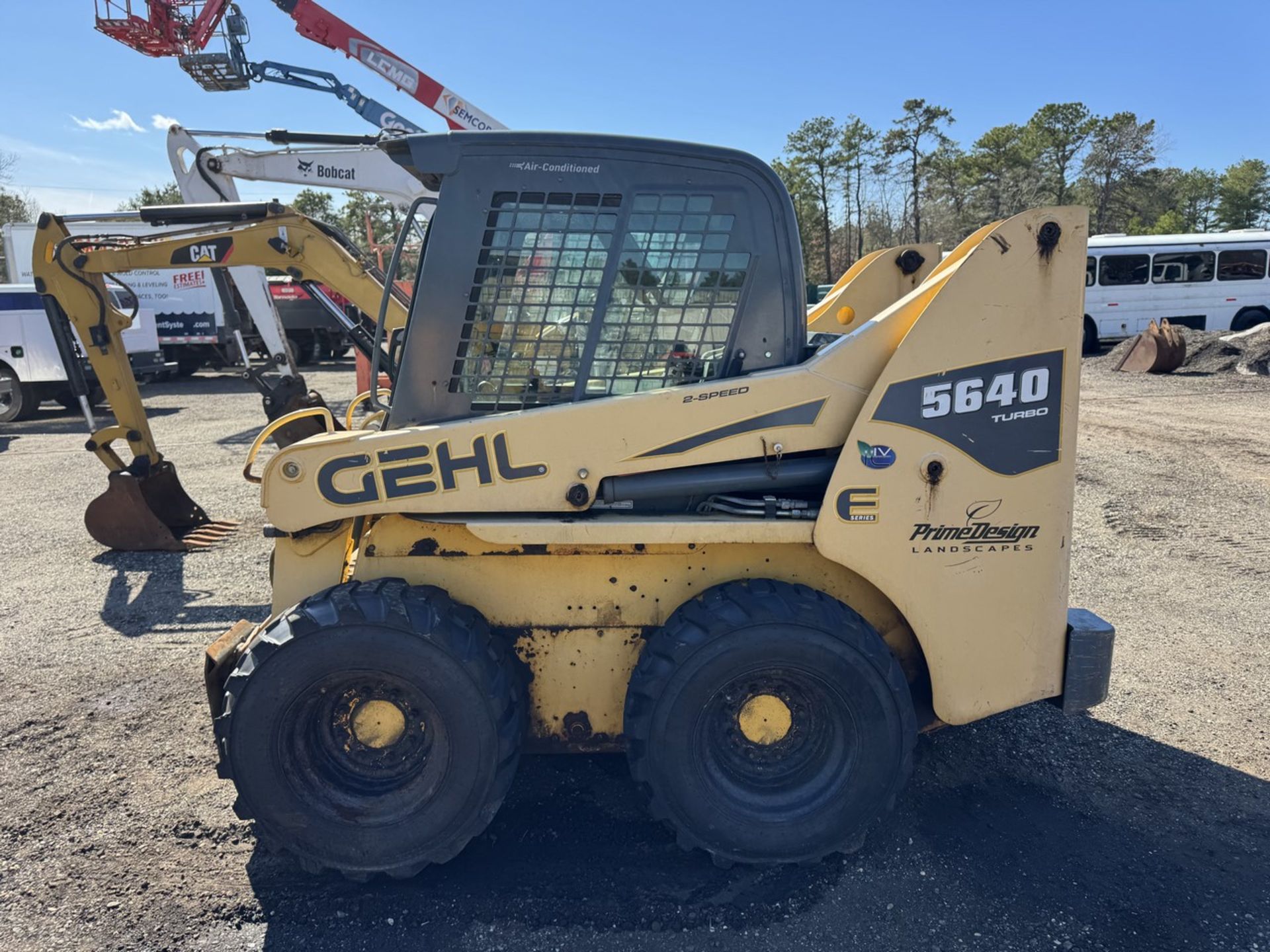 Gehl 5640 Skid Steer (INOPERABLE) - Image 7 of 21