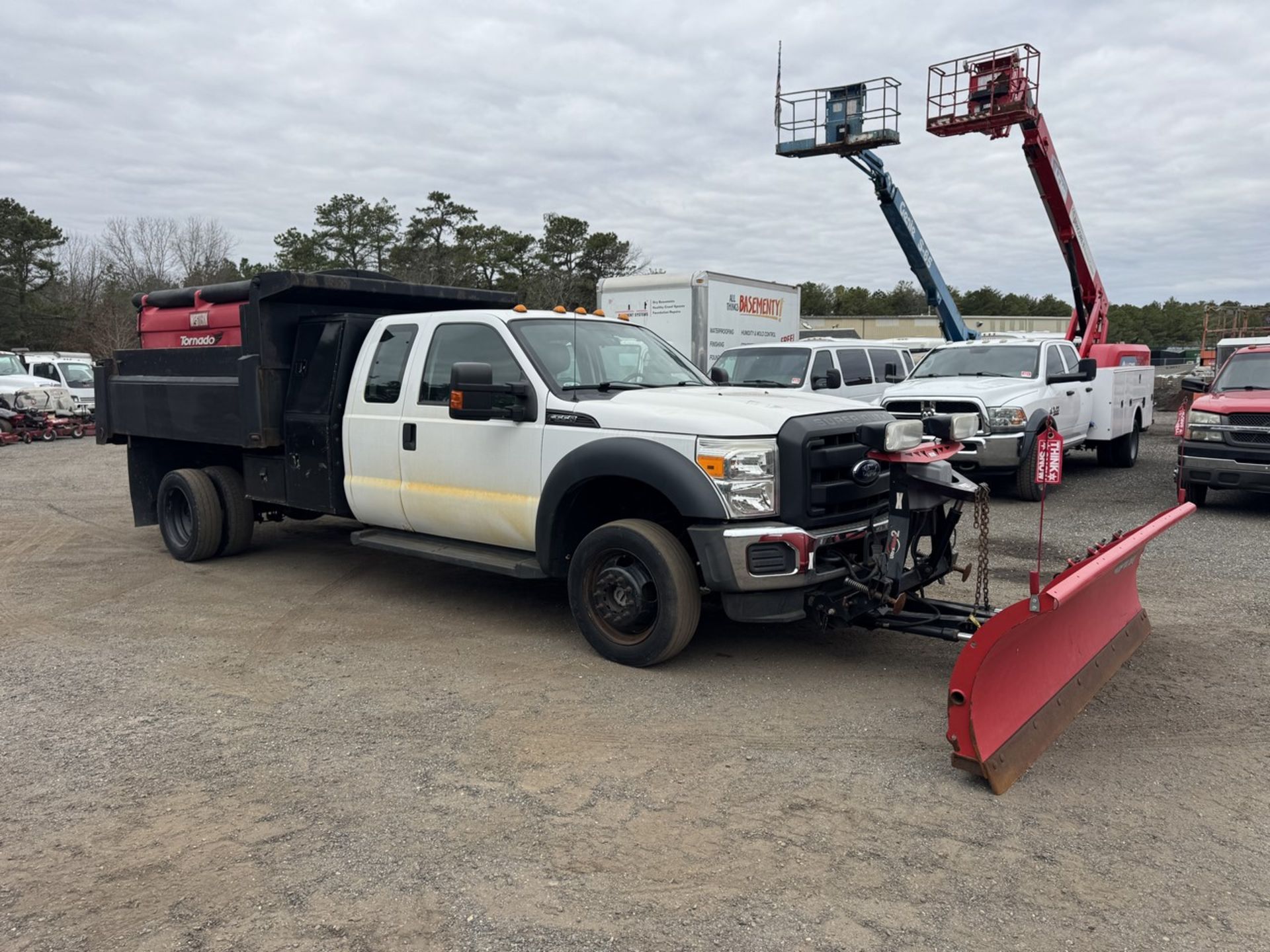 2016 Ford F-550 Mason Dump 4x4 w/ Plow and Salter - Image 3 of 39