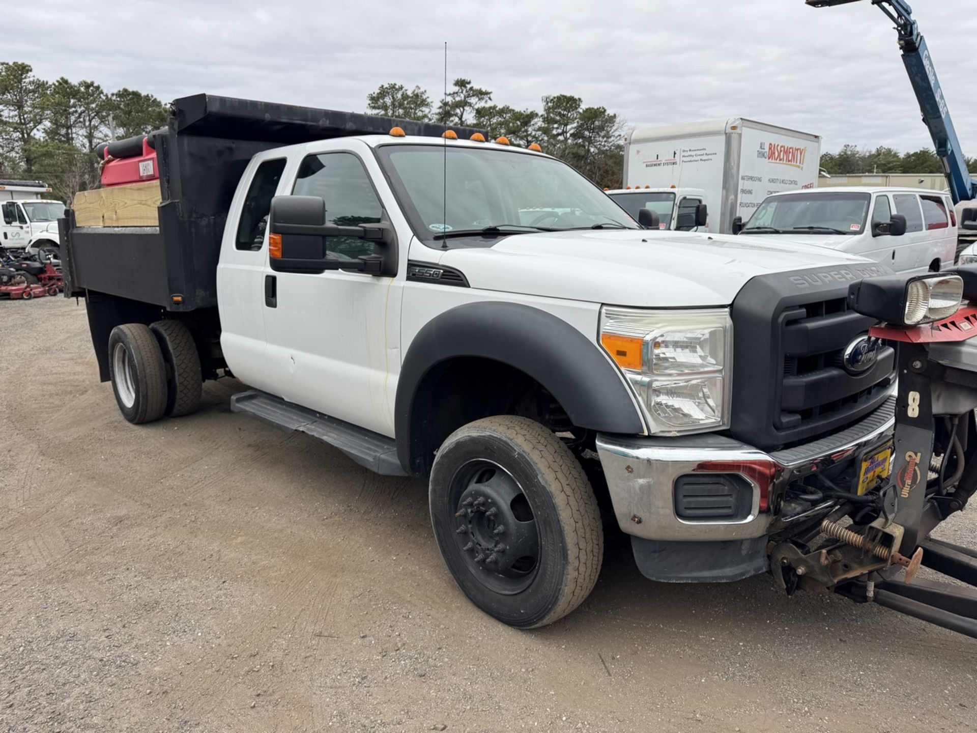 2015 Ford F-550 Mason Dump 4x4 w/ Plow and Salter - Image 17 of 32