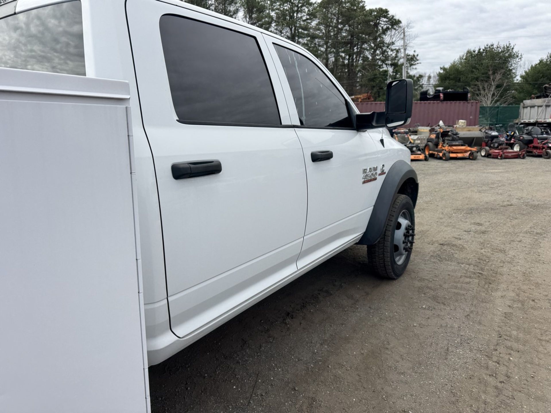 2015 Ram 4500 Utility Body - Image 24 of 33