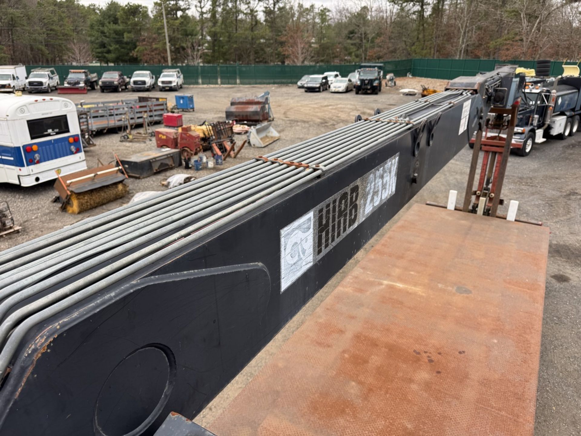 2005 HIAB 255K-2 HIPRO Material Crane Mounted on 2005 Sterling 6513 - Image 23 of 56