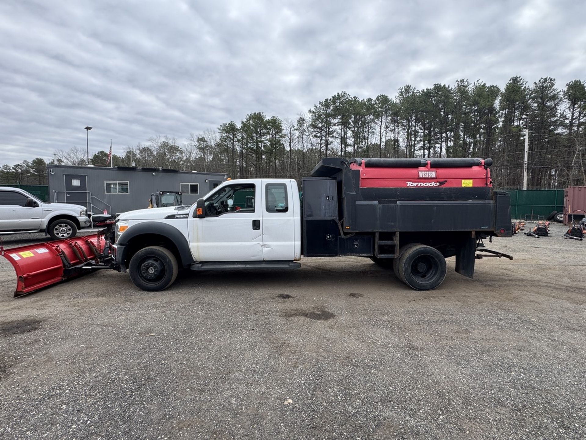 2016 Ford F-550 Mason Dump 4x4 w/ Plow and Salter - Image 12 of 39