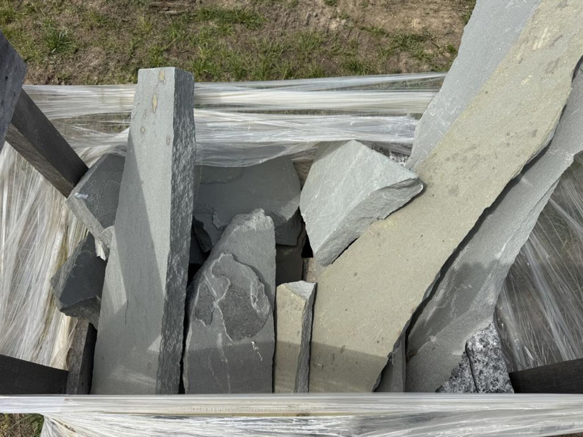 Pallet of Hardscape Slate - Image 2 of 2