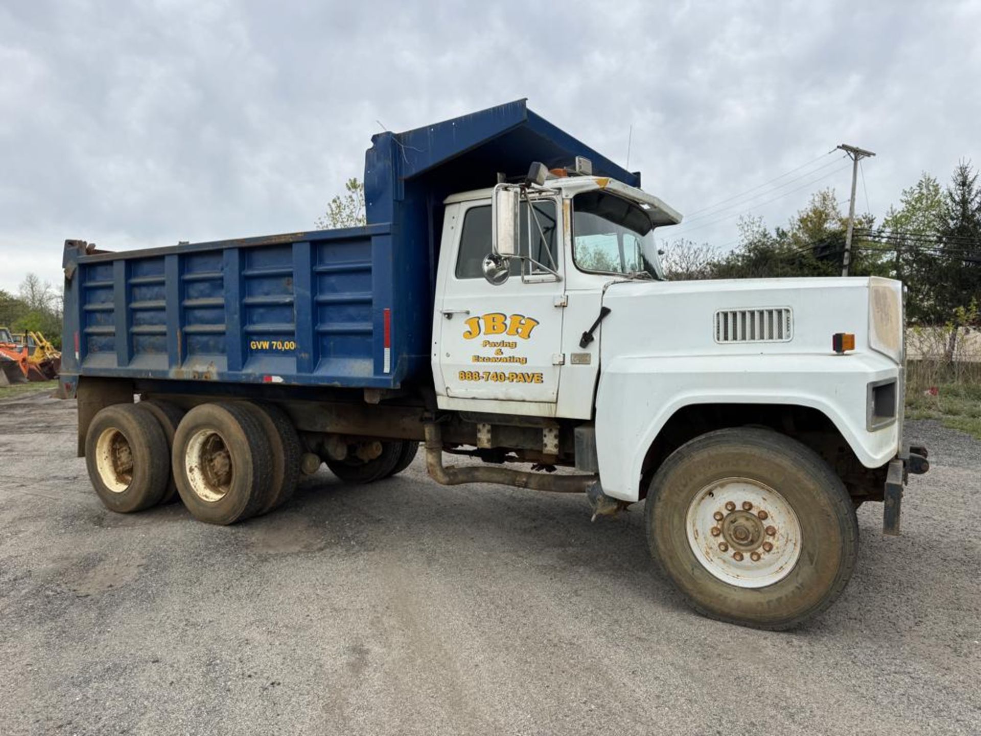 1987 Ford LTL 9000 Tandem Dunp - Image 6 of 30