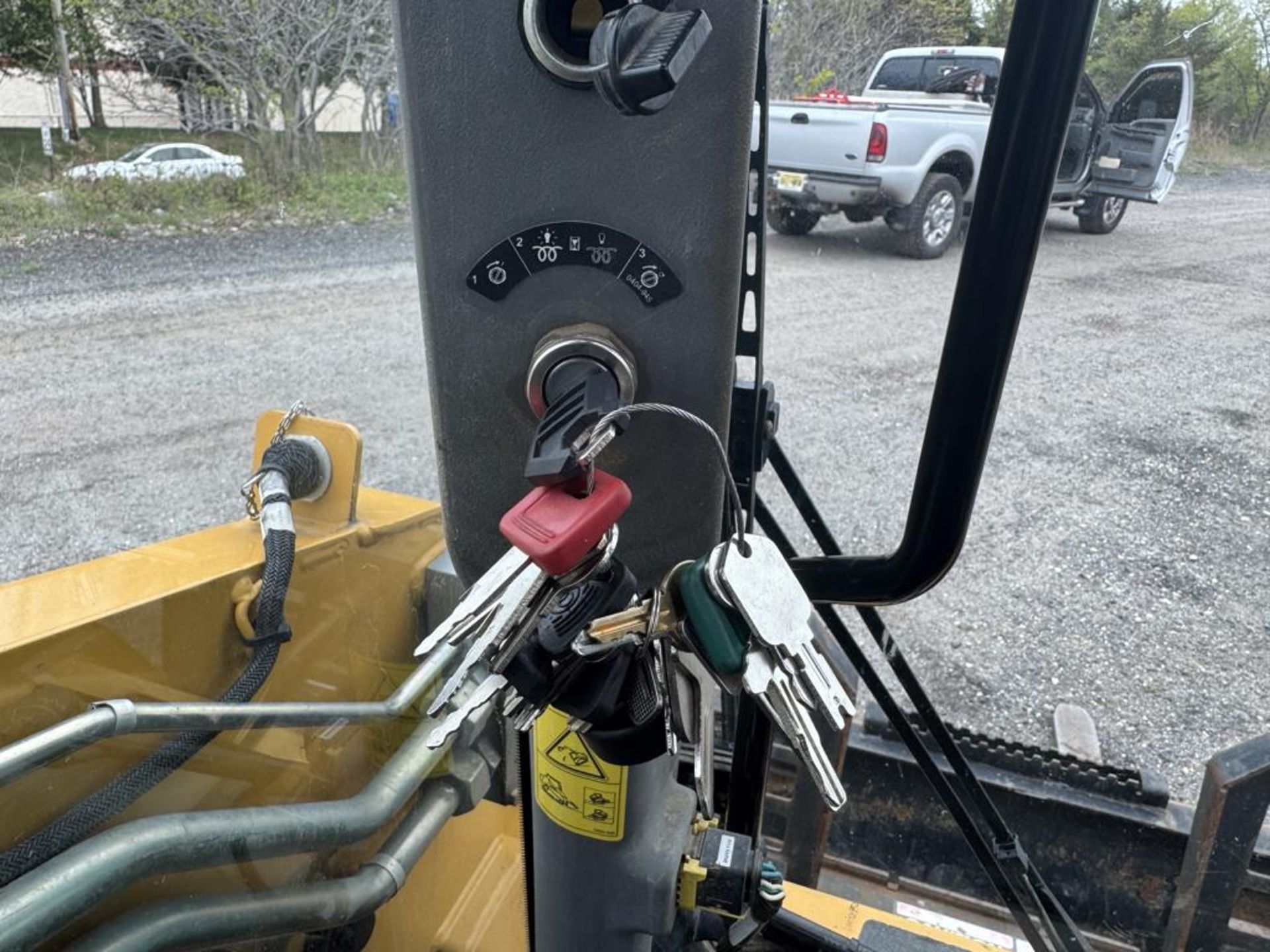 2022 ASV RT-75 Tracked Skid Steer - Image 27 of 32
