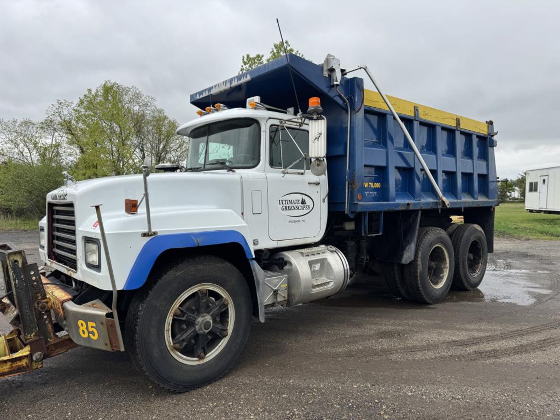 2002 Mack RD688SX Tandem Dump - Image 12 of 47