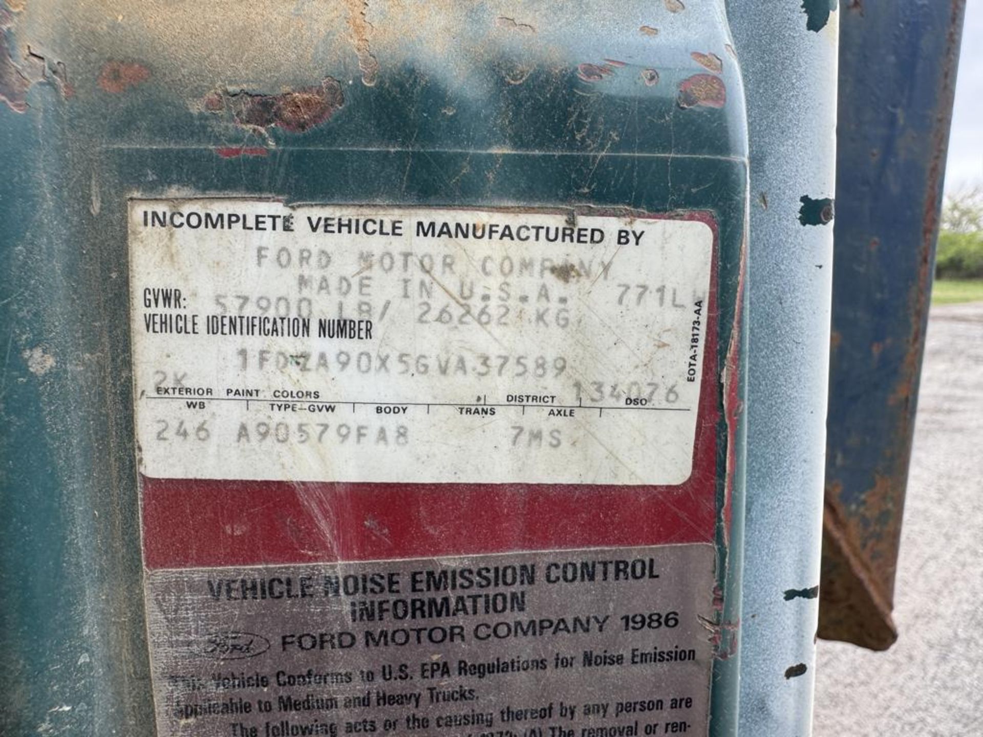 1986 Ford LTL 9000 Tandem Dump - Image 37 of 38