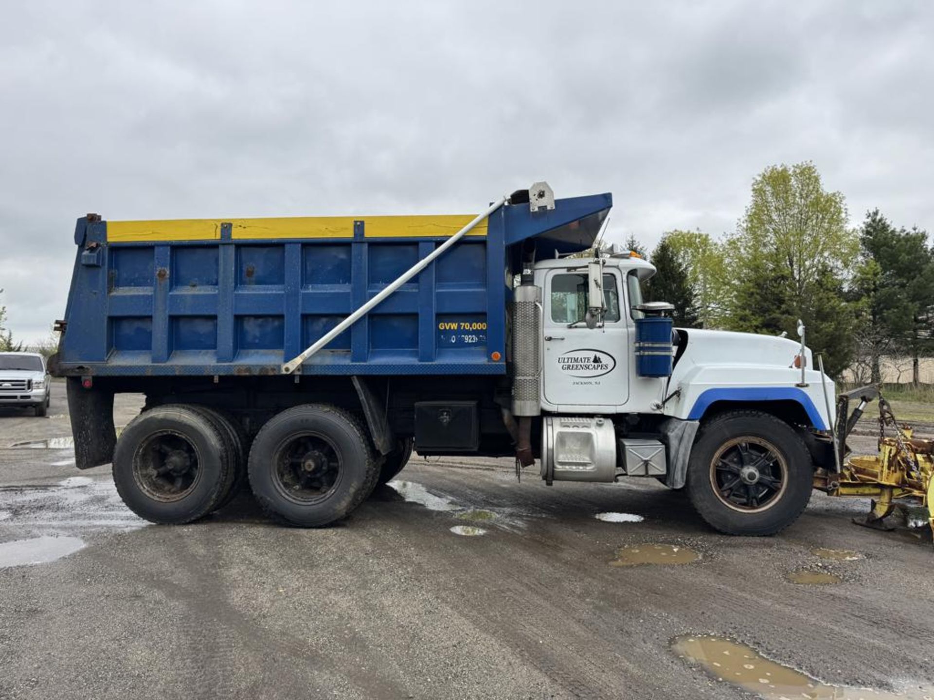 2002 Mack RD688SX Tandem Dump - Image 4 of 47