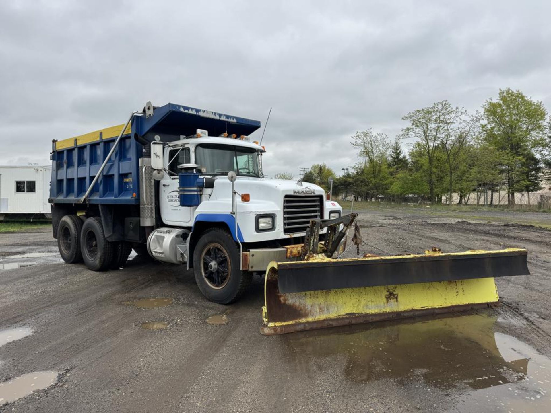 2002 Mack RD688SX Tandem Dump