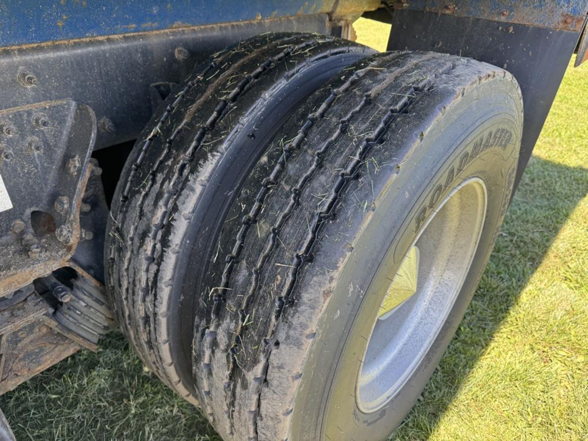 2016 Peterbilt 367 Tri-Axle Dump - Image 21 of 54