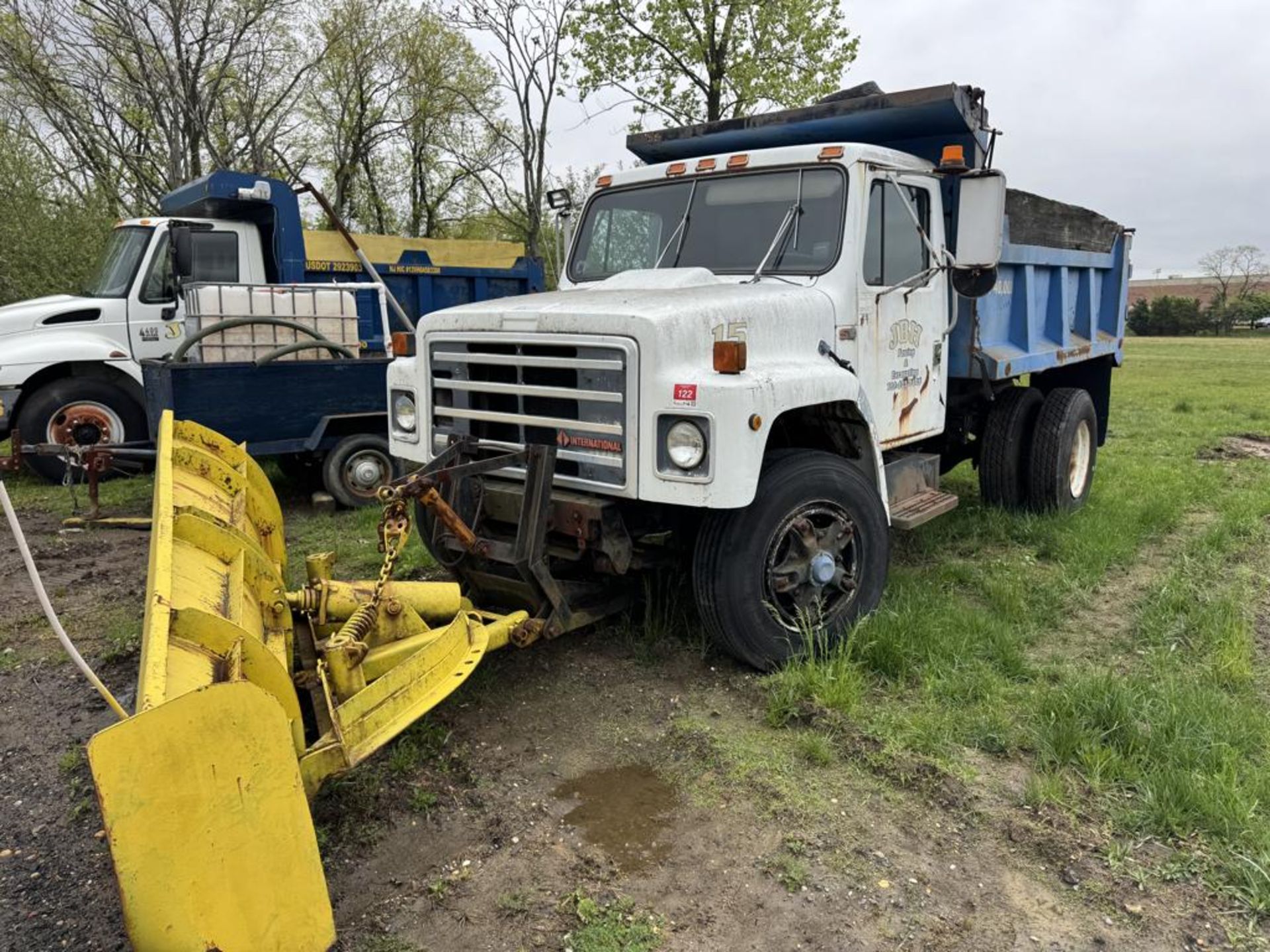 1989 International S1900 Single Axle Dump - Image 9 of 19