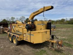 Vermeer BC2000 XL Wood Chipper w/ Winch Loader