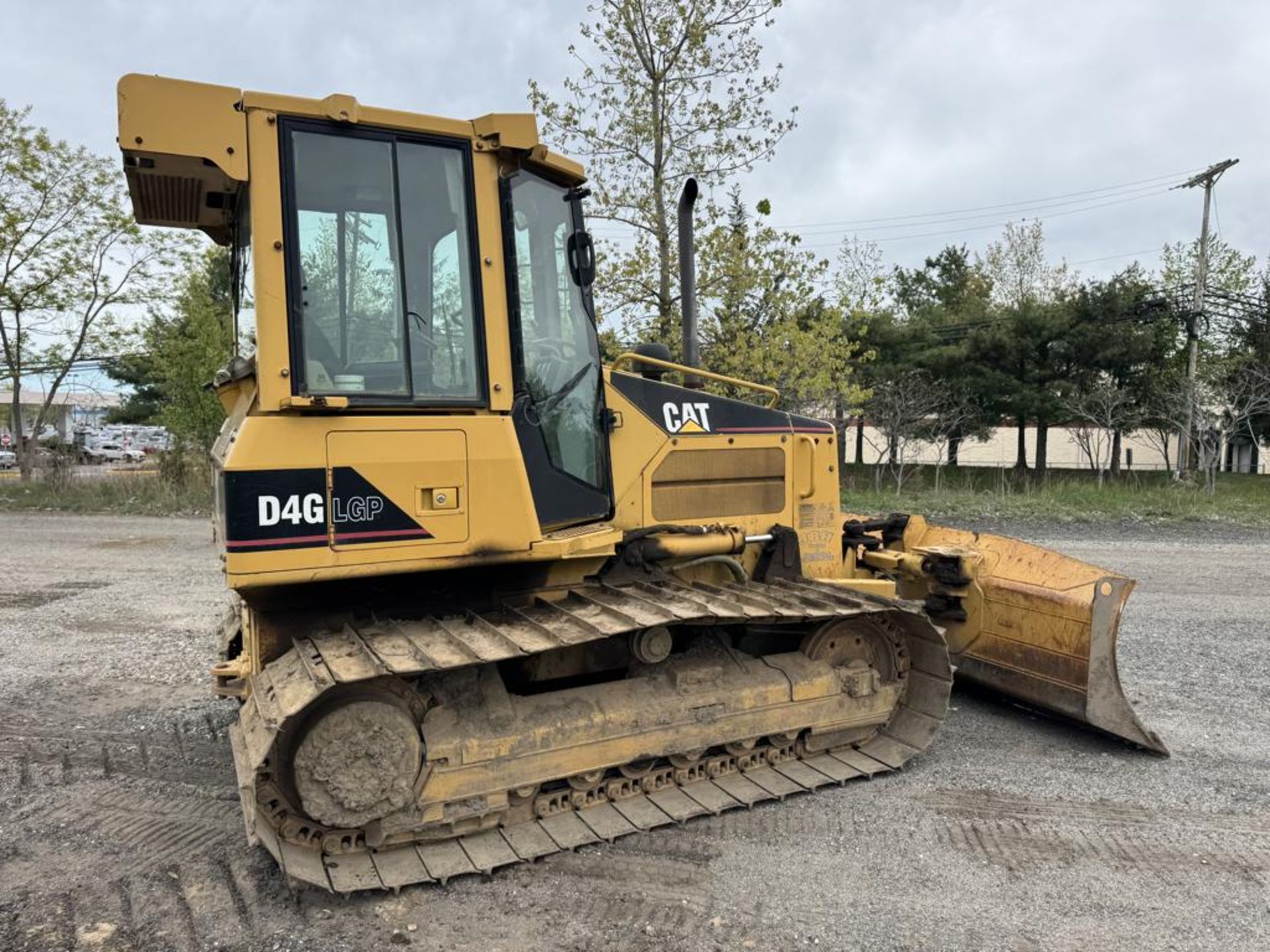 Caterpillar D4G LGP Crawler Dozer - Image 9 of 38