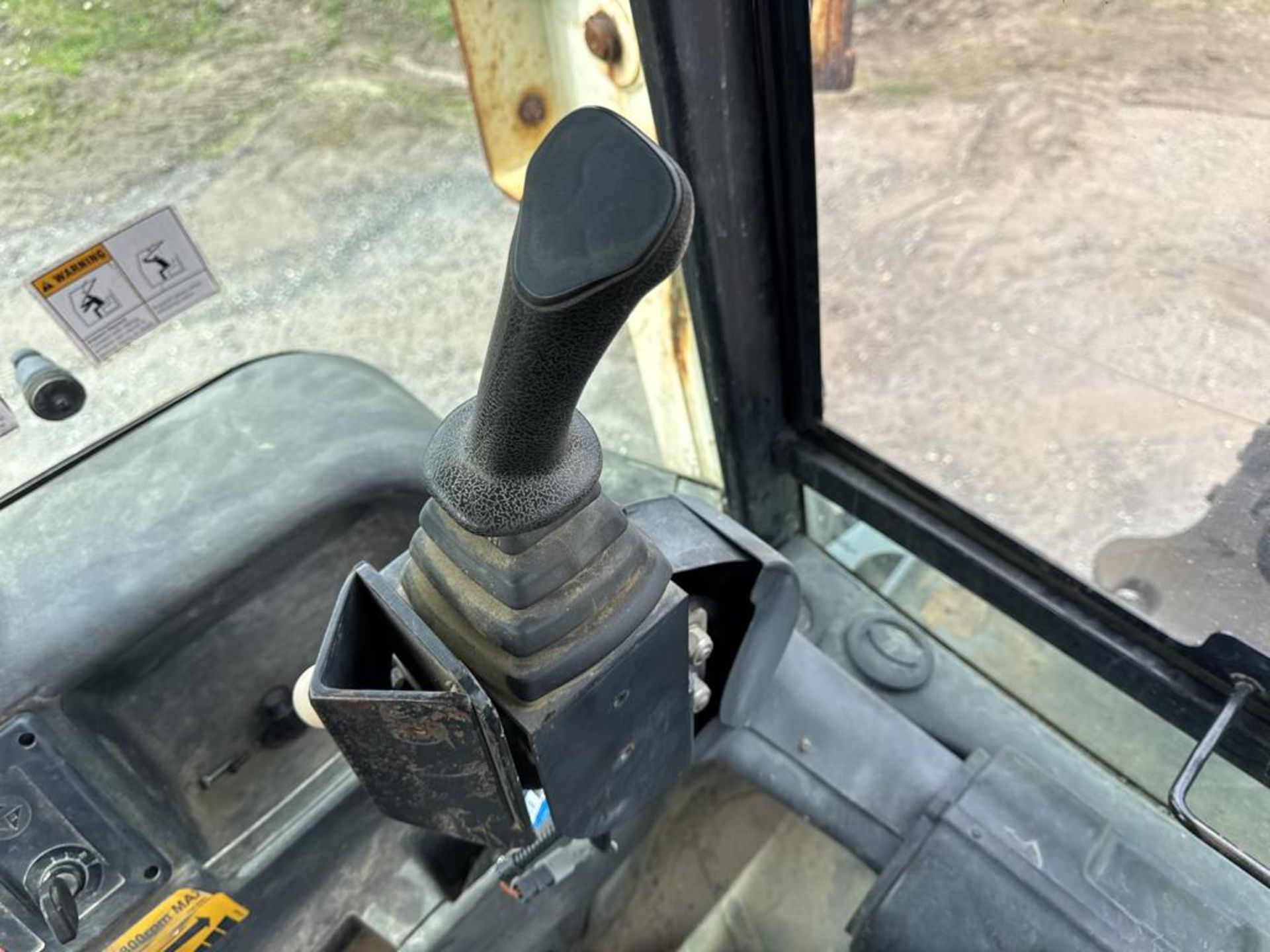 2009 Terex TX860B 4x4 Backhoe - Image 28 of 34