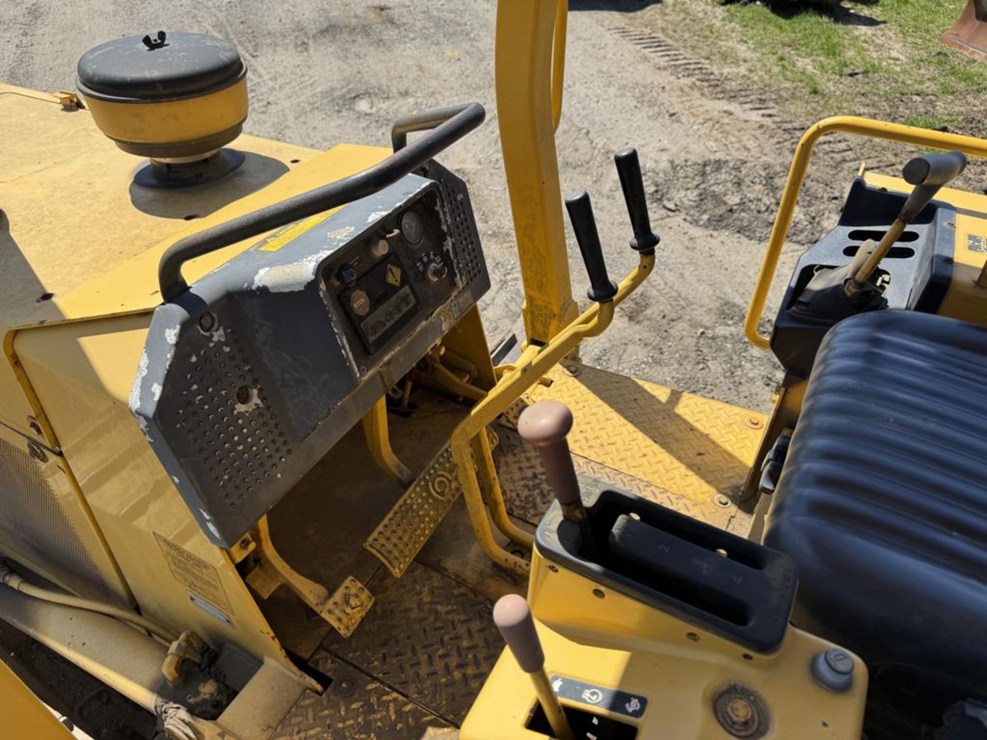 John Deere 450G Crawler Dozer - Image 19 of 25